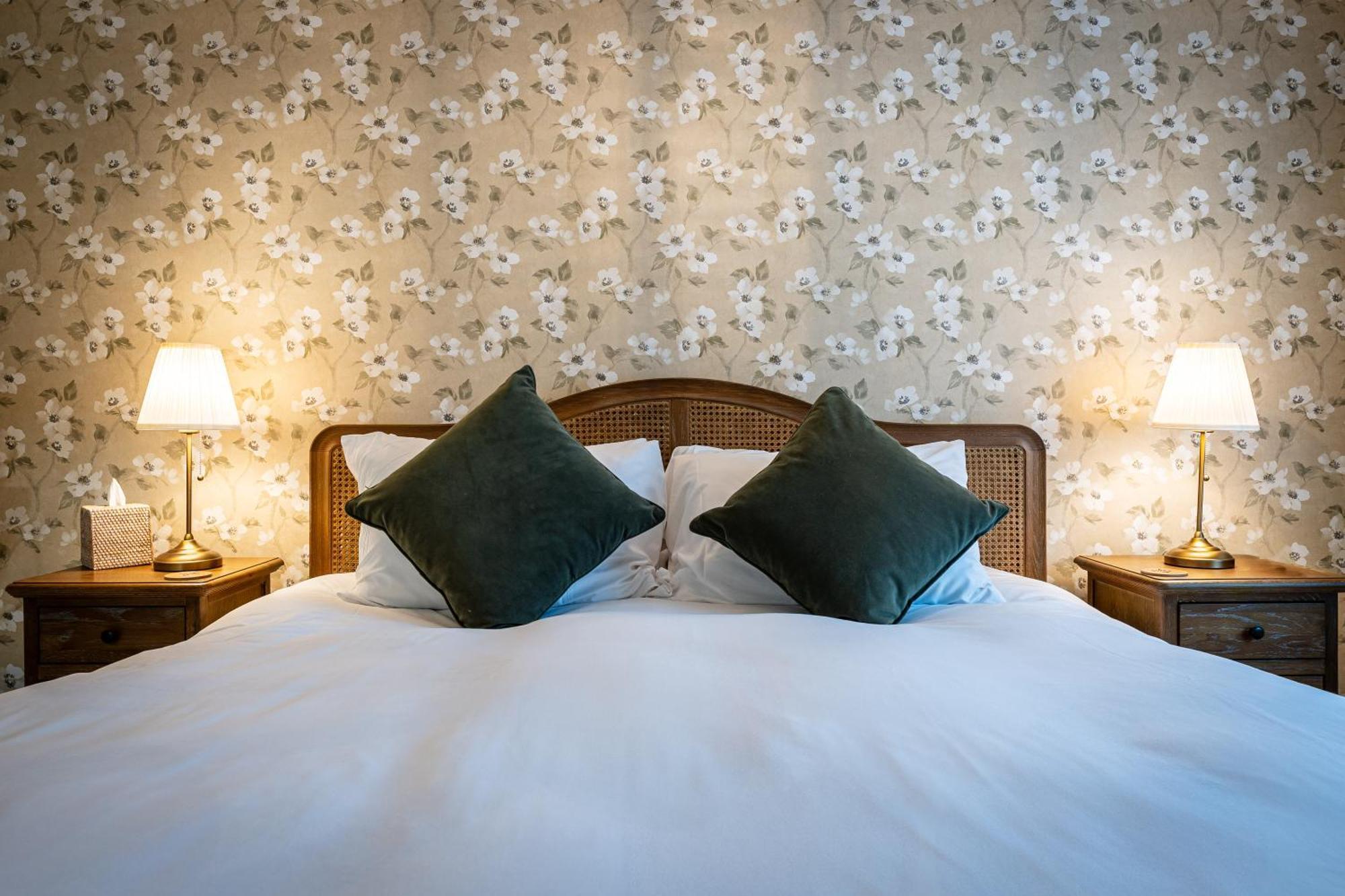 The White Horse Hotel Faversham Ngoại thất bức ảnh